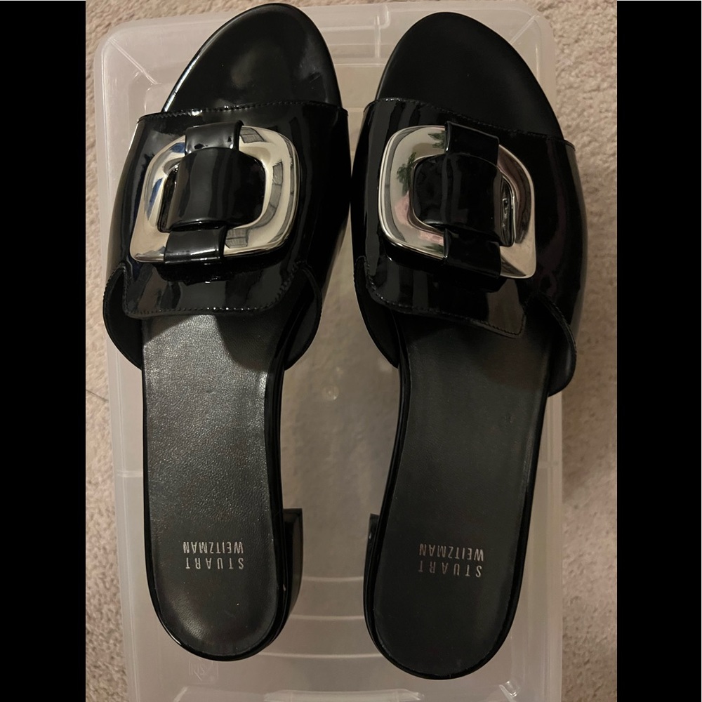 Stuart Weitzman Black Patent Leather Silver Bucket Sandals, 9 1/2